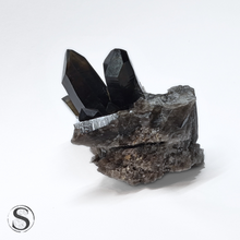 Load image into Gallery viewer, Morion Lemurian Quartz 69g

