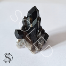 Load image into Gallery viewer, Morion Lemurian Quartz 40g
